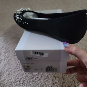 COPY - Anne Klein support flats